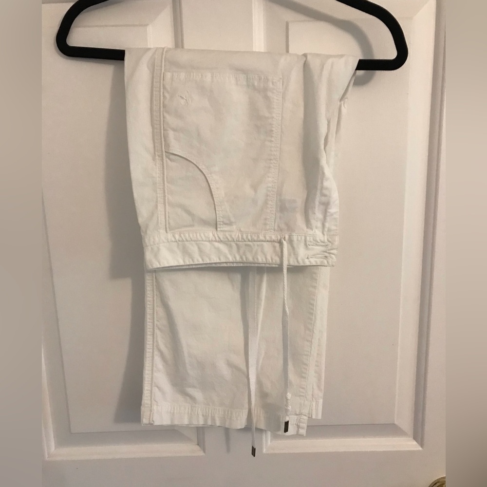 Danskin white capri woman’s pants